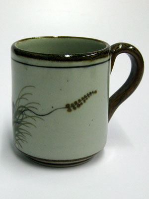 Butterfly Dinnerware / 'Brown Rim Butterfly' Coffee mug / This ceramic mug is excellent for coffee lovers who like to enjoy a little more than the usual.